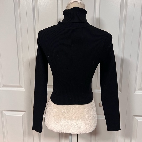 Black turtleneck - Picture 2 of 4